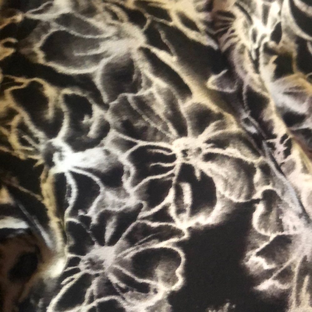 Blouse - Picture 2 of 2